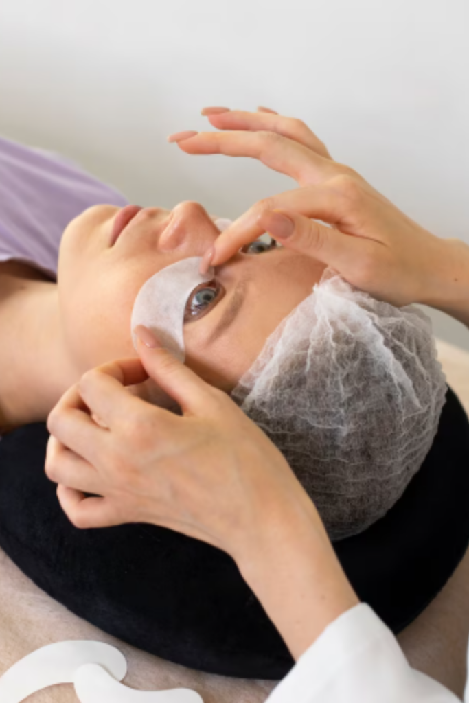 Dark Circles Treatment in Delhi to reduce under eye pigmentation and brighten tired eyes